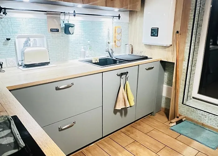 Rooftop Panoramique Avec Vue Sur Les Pyrenees * 波城