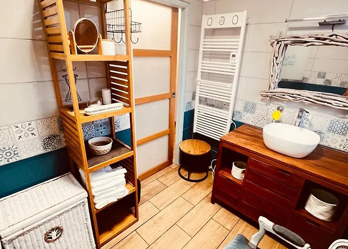 Rooftop Panoramique Avec Vue Sur Les Pyrenees 波城